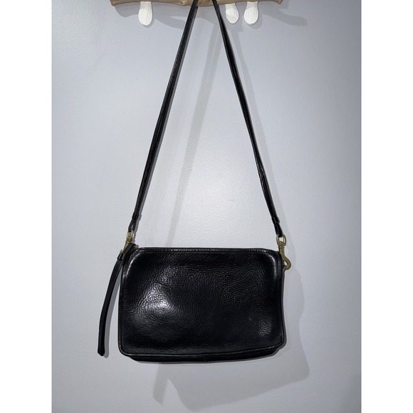 Coach Handbags - VTG Coach 70's Basic Bag Made in NYC USA Black Leather Clutch Wristlet Crossbody